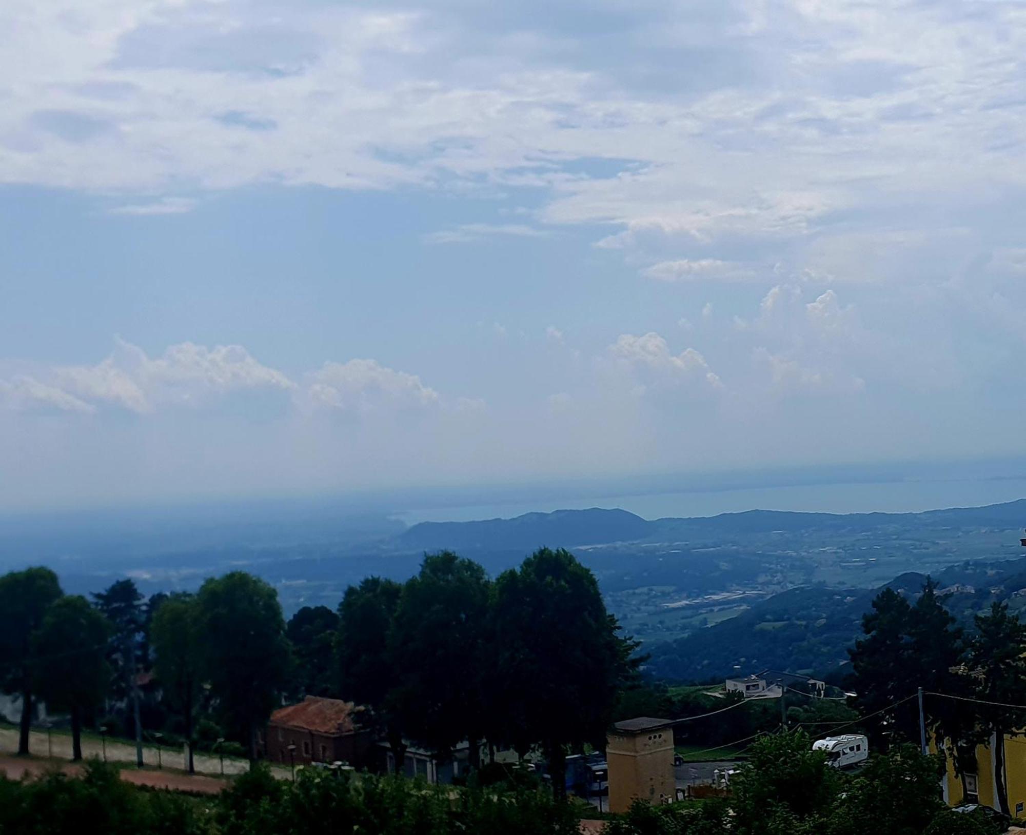 Hotel Serena Spiazzi Di Caprino Luaran gambar