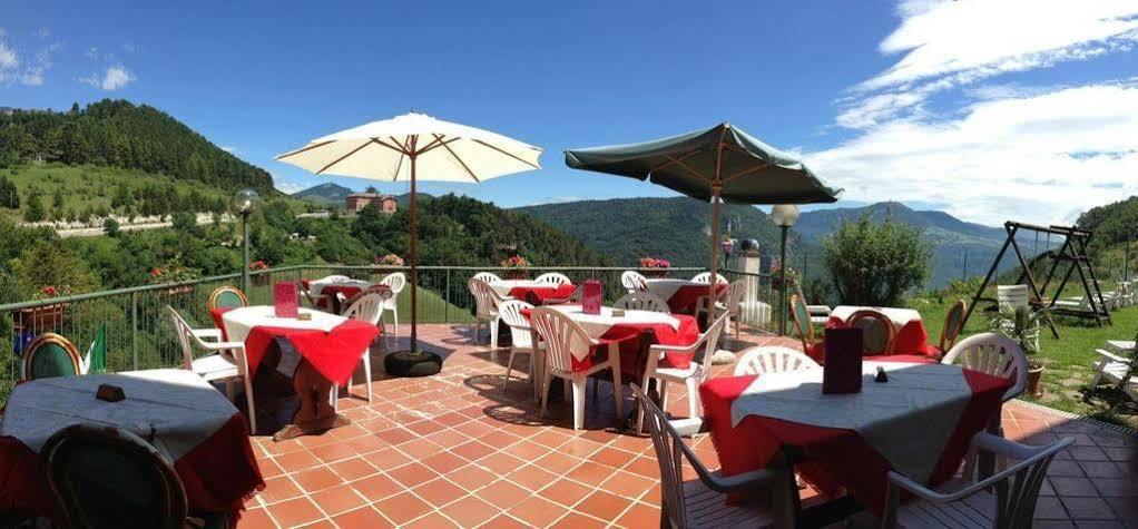 Hotel Serena Spiazzi Di Caprino Luaran gambar